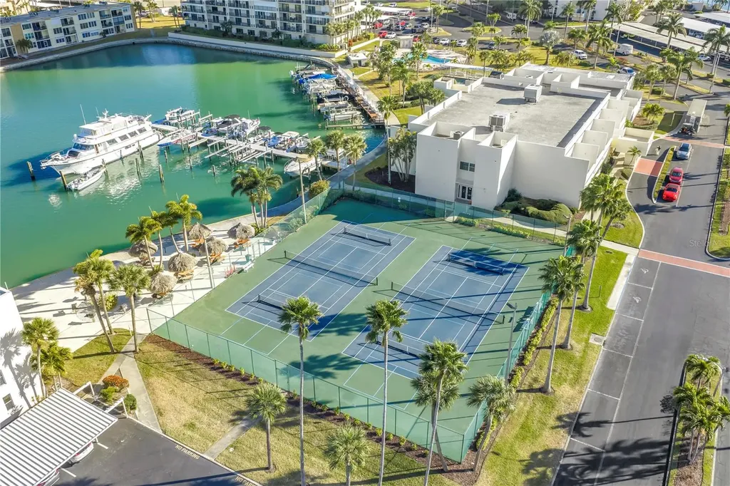 7400 Sun Island Drive S South Pasadena FL 33707