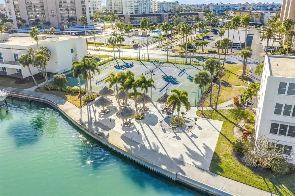 7400 Sun Island Drive S South Pasadena FL 33707