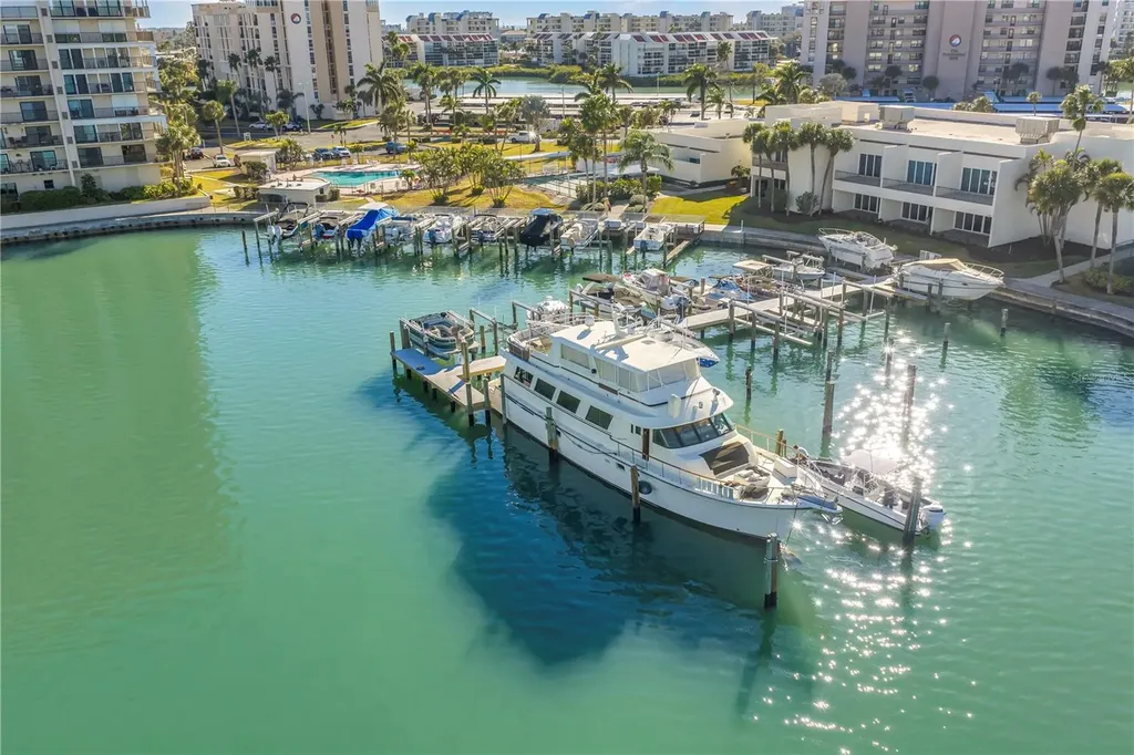 7400 Sun Island Drive S South Pasadena FL 33707