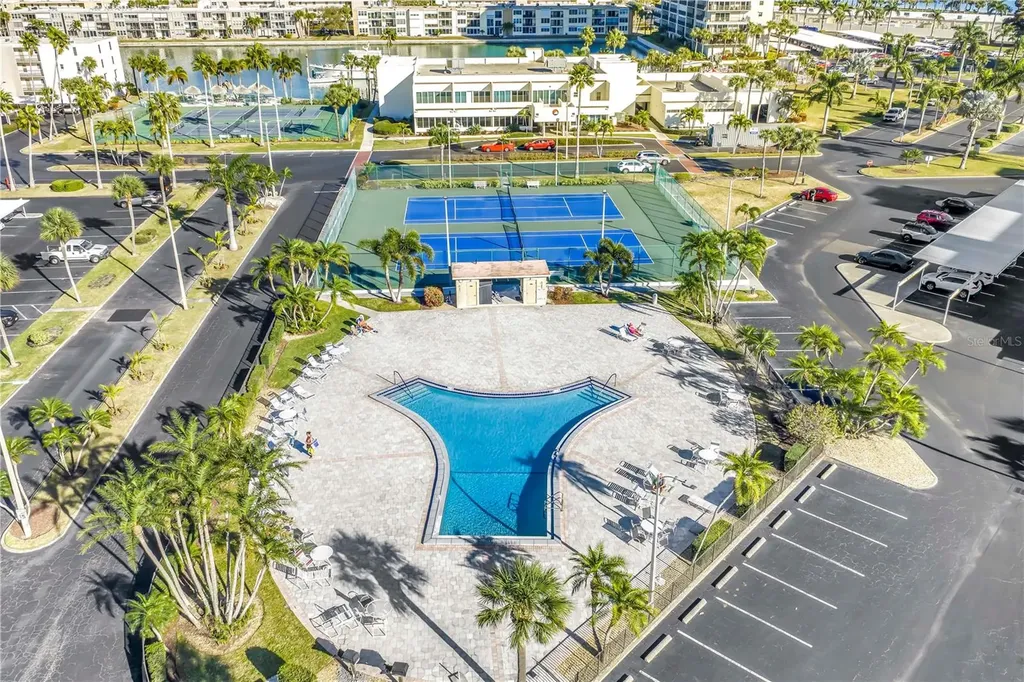 7400 Sun Island Drive S South Pasadena FL 33707