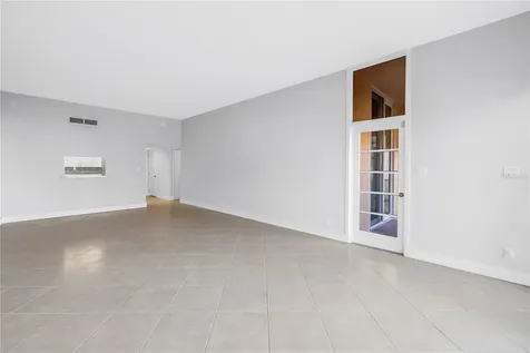 7400 Sun Island Drive S South Pasadena FL 33707