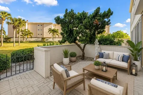 7400 Sun Island Drive S South Pasadena FL 33707