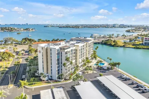 7400 Sun Island Drive S South Pasadena FL 33707