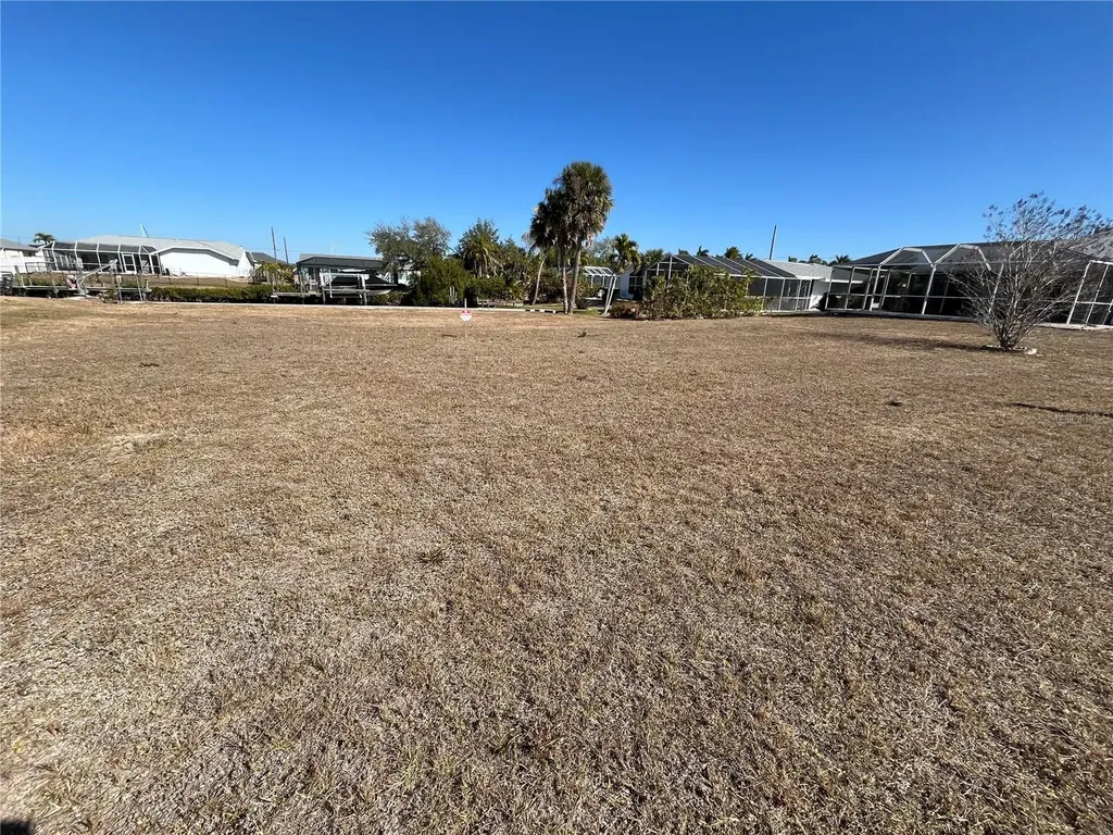 19262 Pine Bluff Court Port Charlotte FL 33948