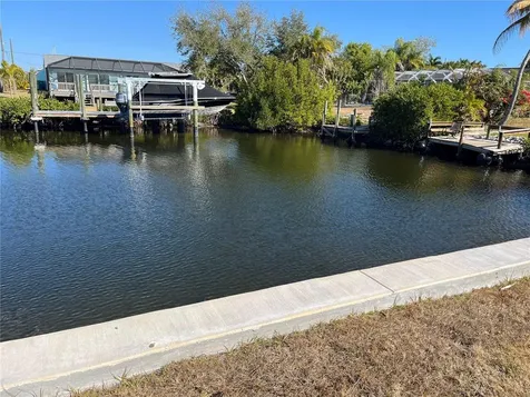 19262 Pine Bluff Court Port Charlotte FL 33948
