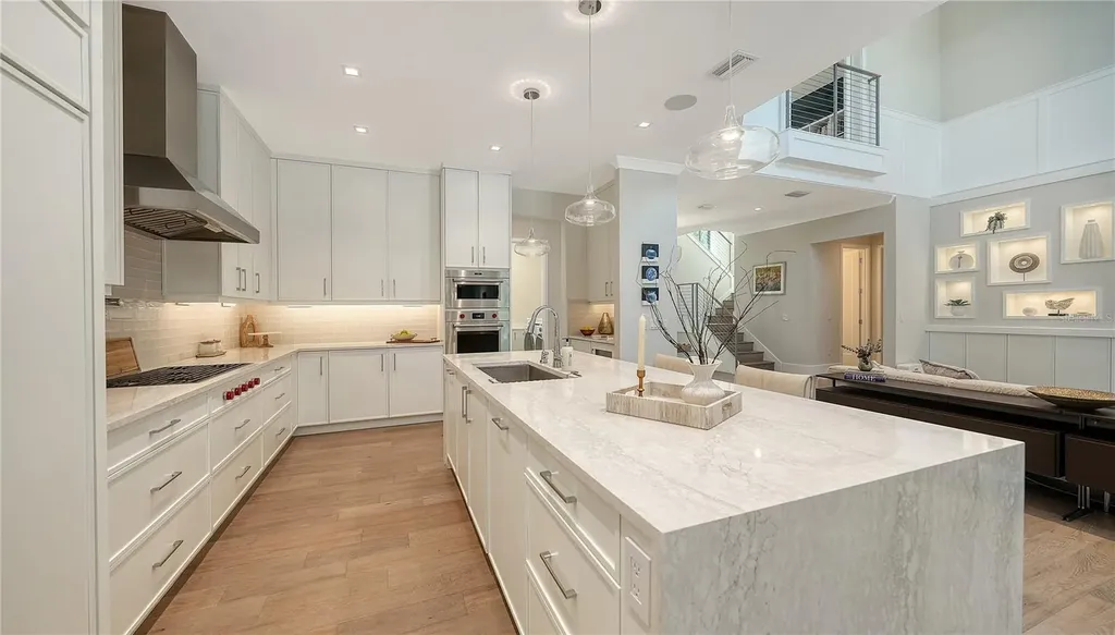 575 S Spoonbill Drive Sarasota FL 34236