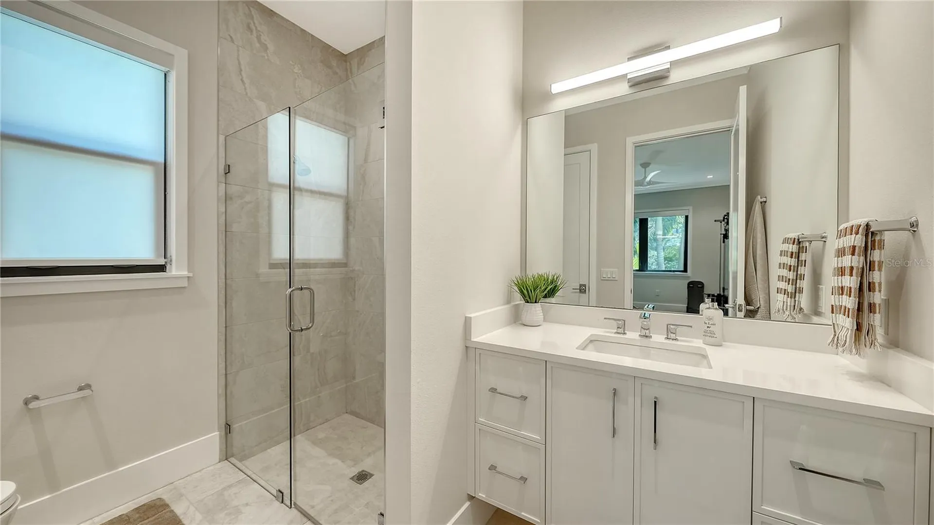 575 S Spoonbill Drive Sarasota FL 34236