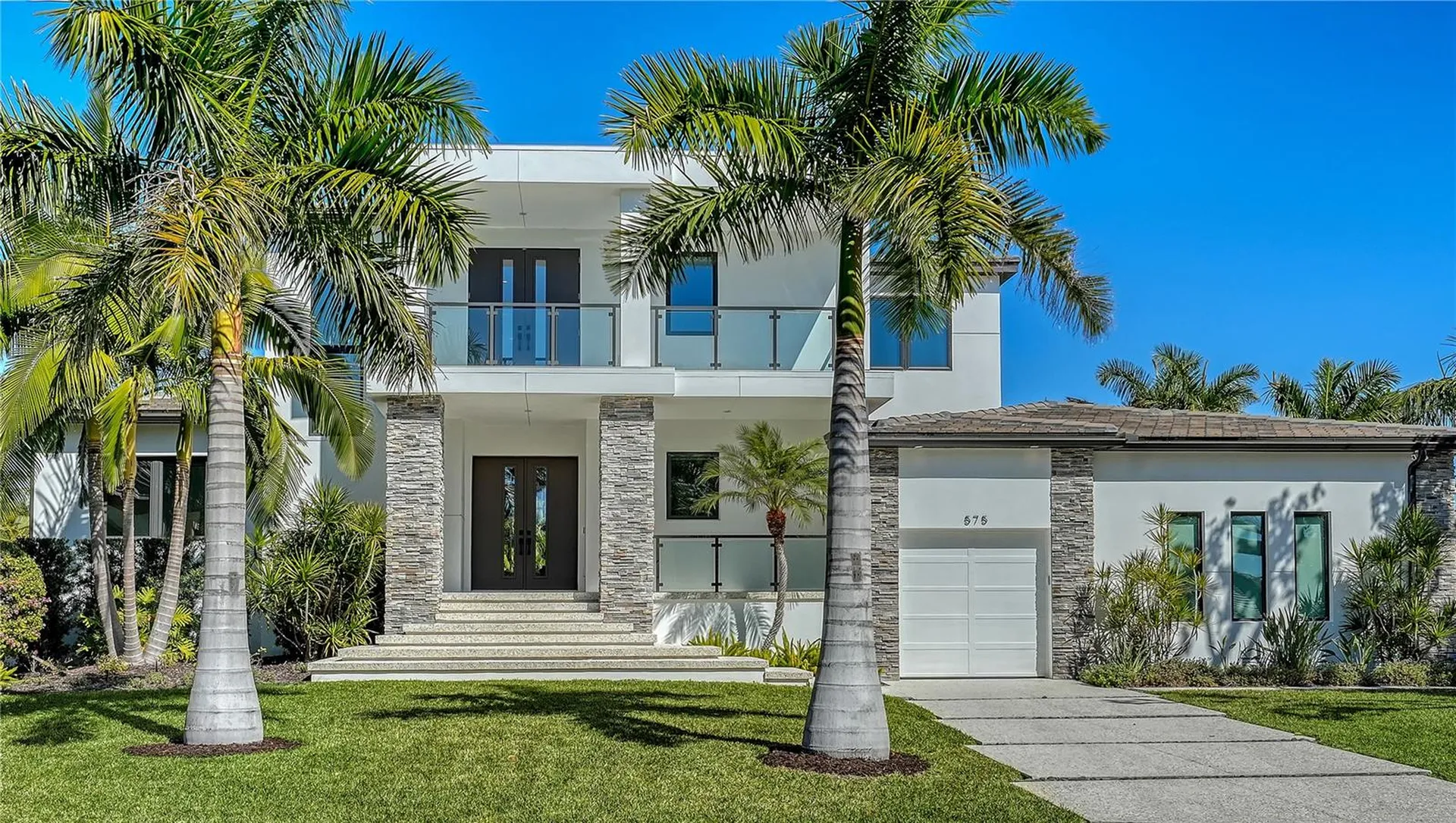 575 S Spoonbill Drive Sarasota FL 34236