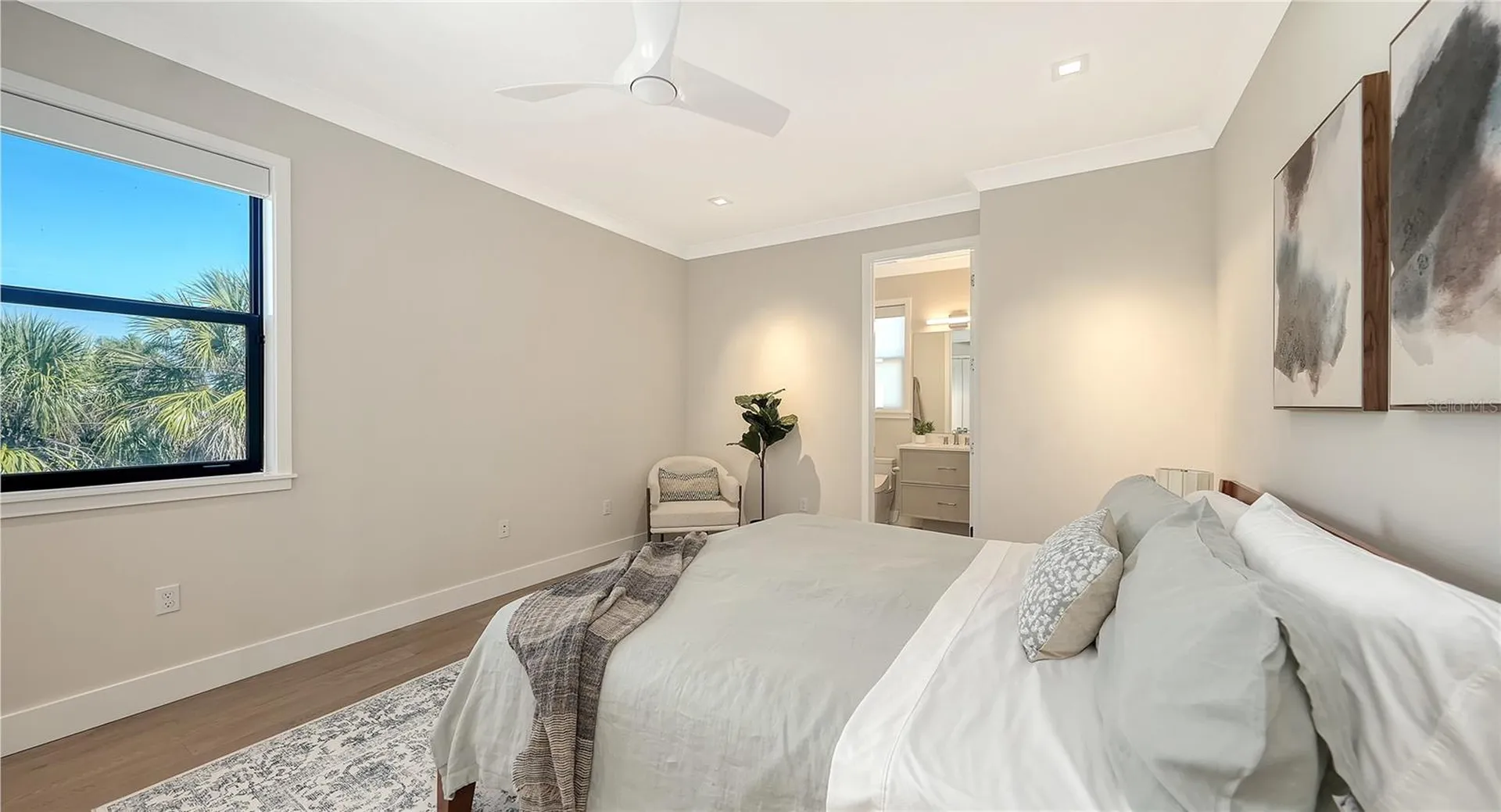 575 S Spoonbill Drive Sarasota FL 34236