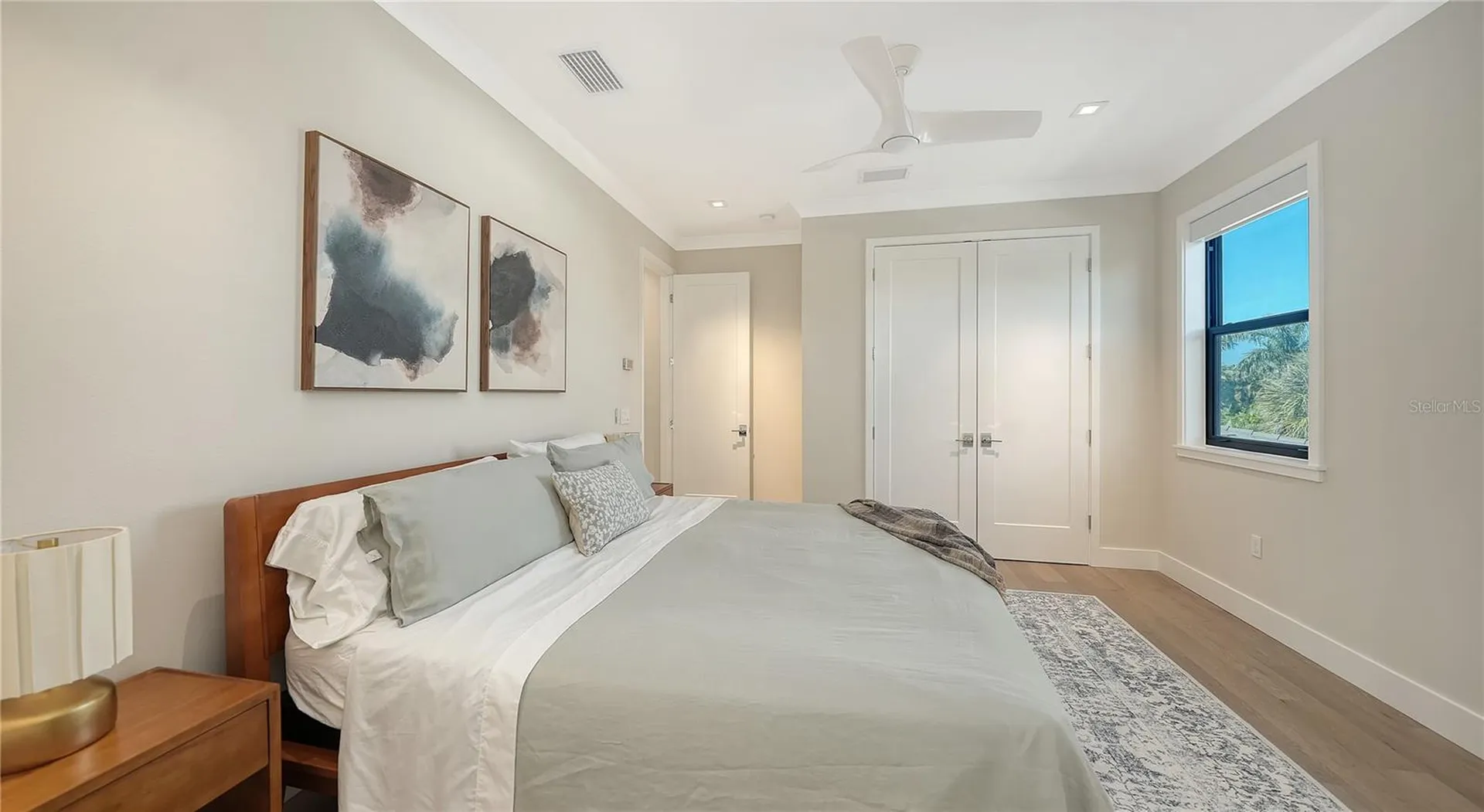 575 S Spoonbill Drive Sarasota FL 34236