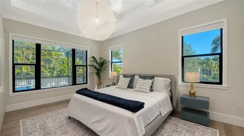 575 S Spoonbill Drive Sarasota FL 34236