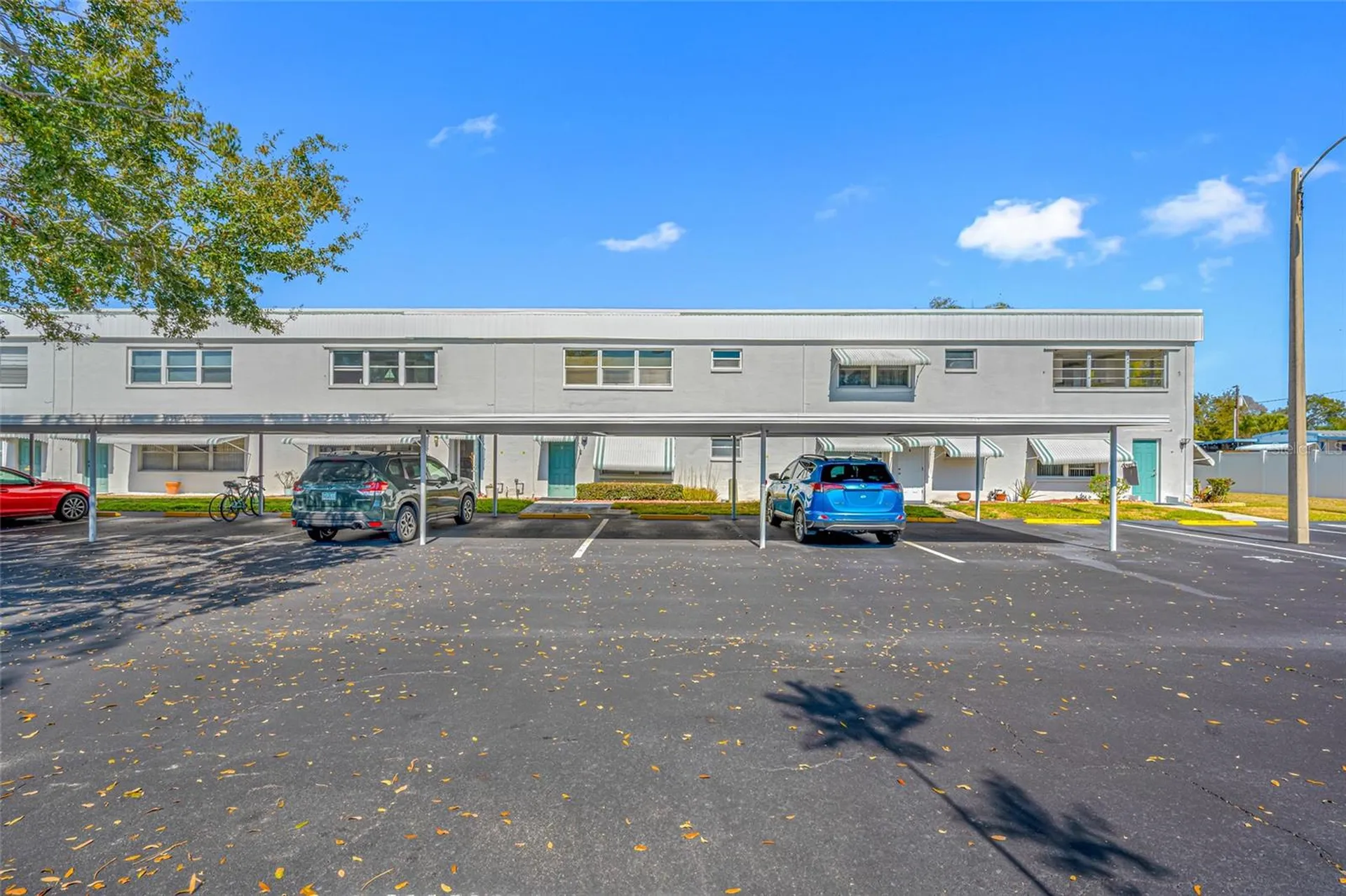 5217 81st Street N St Petersburg FL 33709