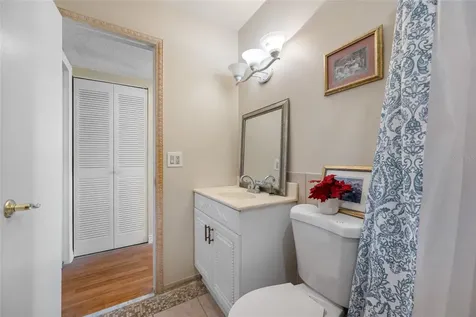 5217 81st Street N St Petersburg FL 33709