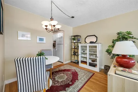 5217 81st Street N St Petersburg FL 33709