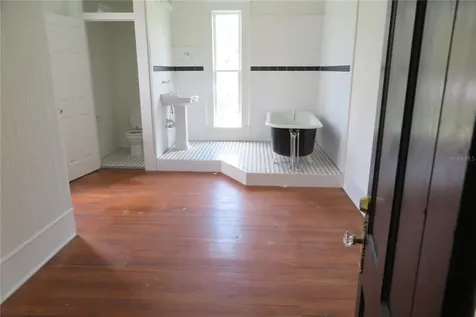 105 SE 1st Avenue Lake Butler FL 32054