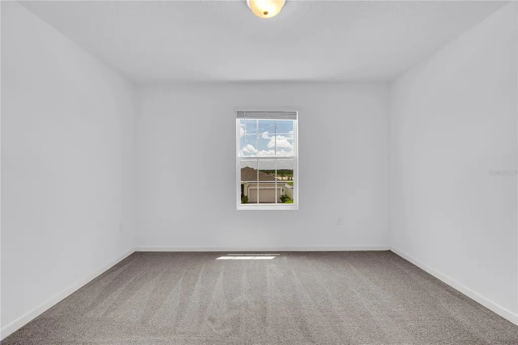 1160 Lakeshore Breeze Place Kissimmee FL 34747