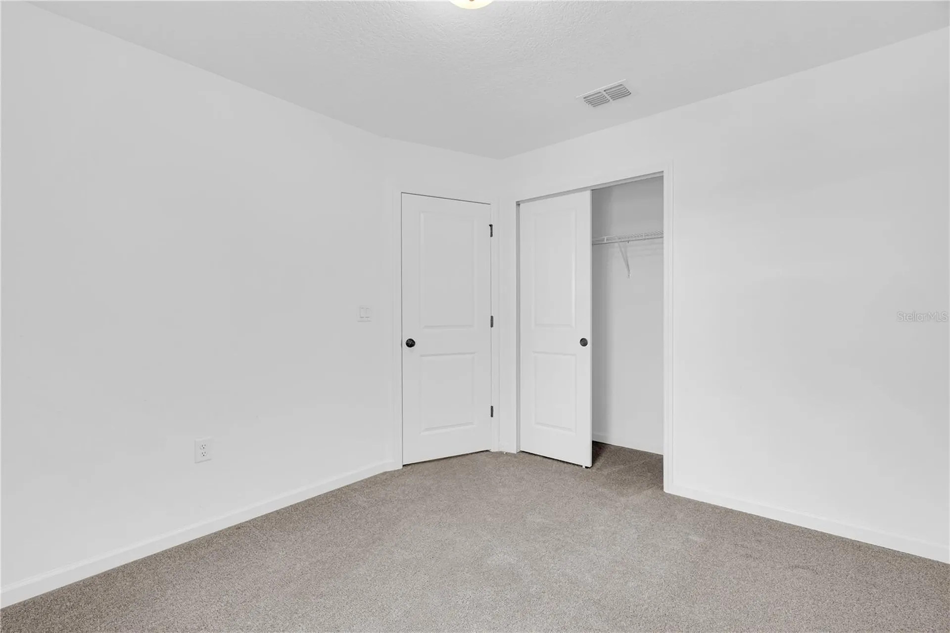 1160 Lakeshore Breeze Place Kissimmee FL 34747
