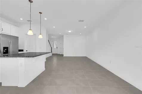 1160 Lakeshore Breeze Place Kissimmee FL 34747