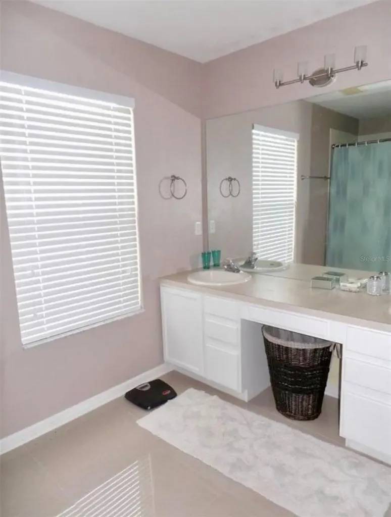 6081 Twain Street Orlando FL 32835