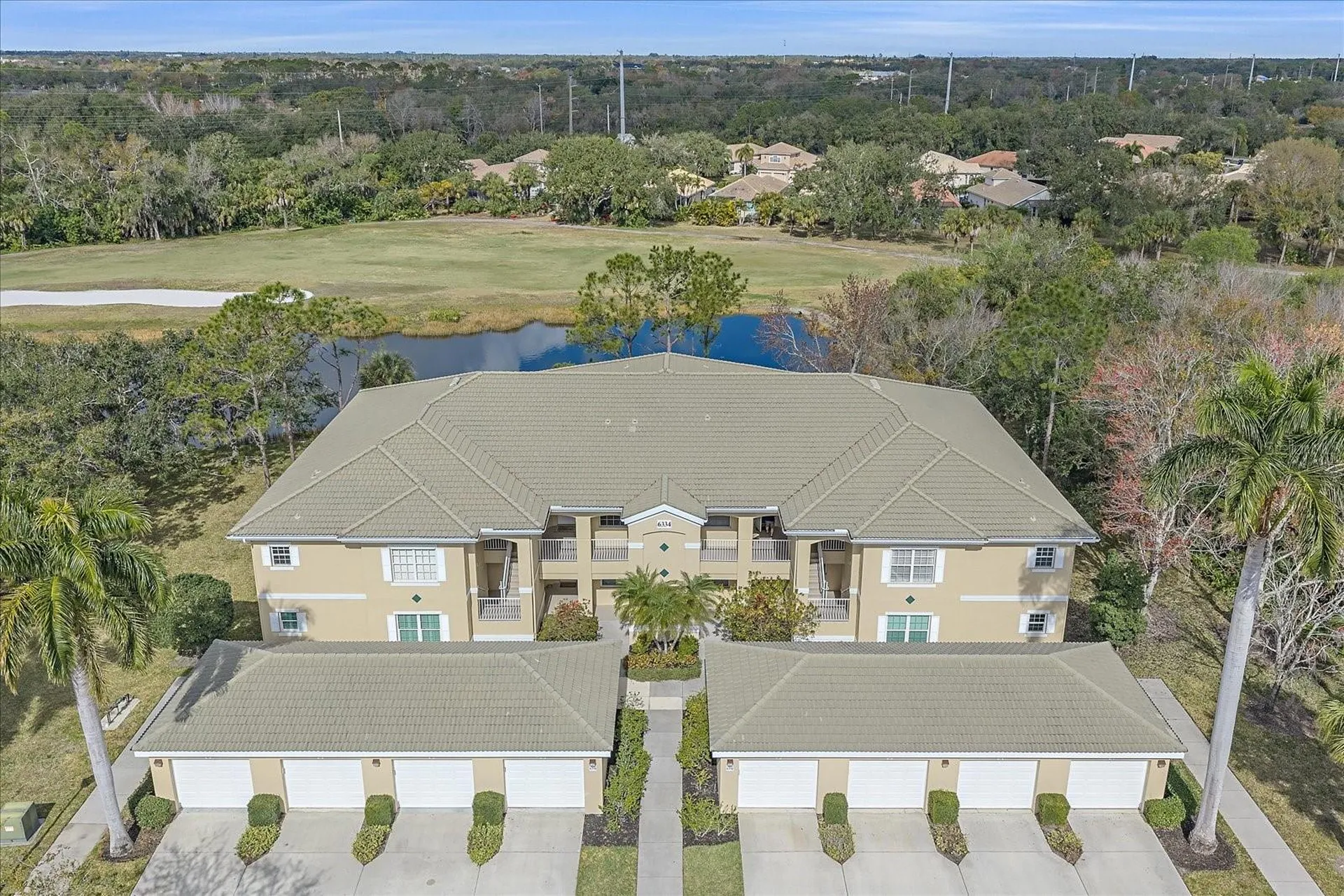 6334 Grand Oak Circle Bradenton FL 34203