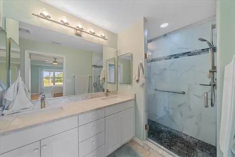 6334 Grand Oak Circle Bradenton FL 34203