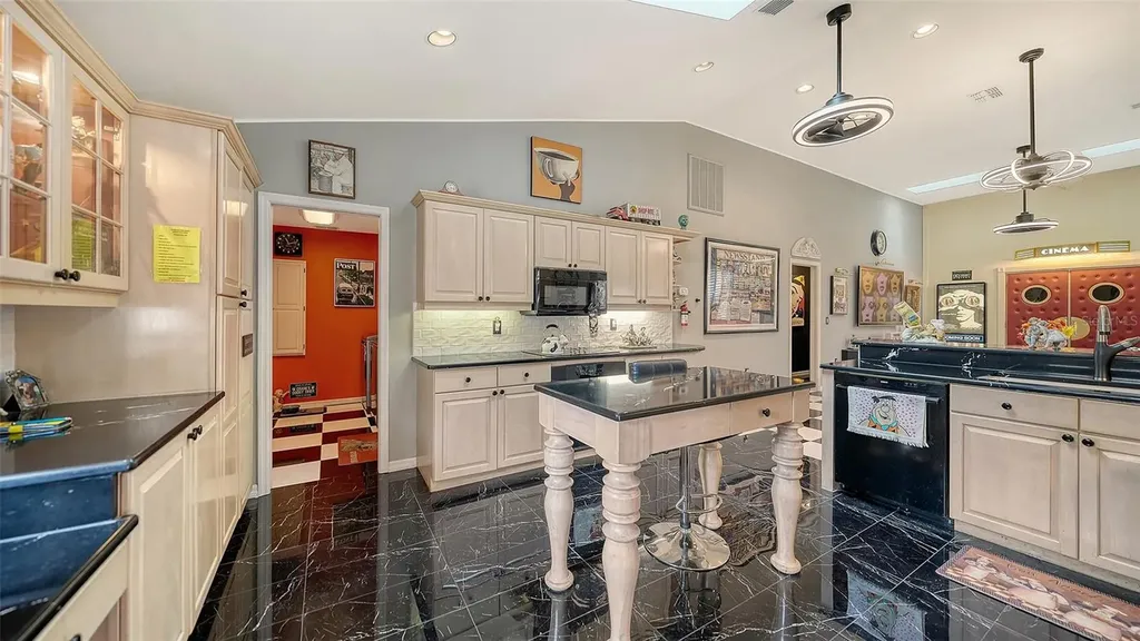 7421 Weeping Willow Boulevard Sarasota FL 34241