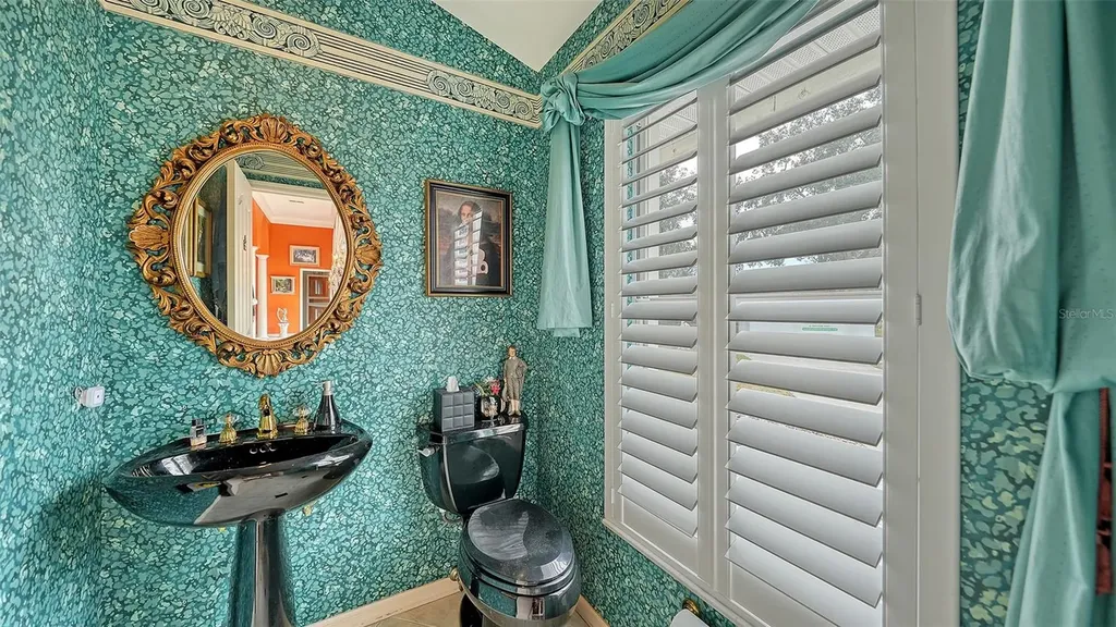 7421 Weeping Willow Boulevard Sarasota FL 34241