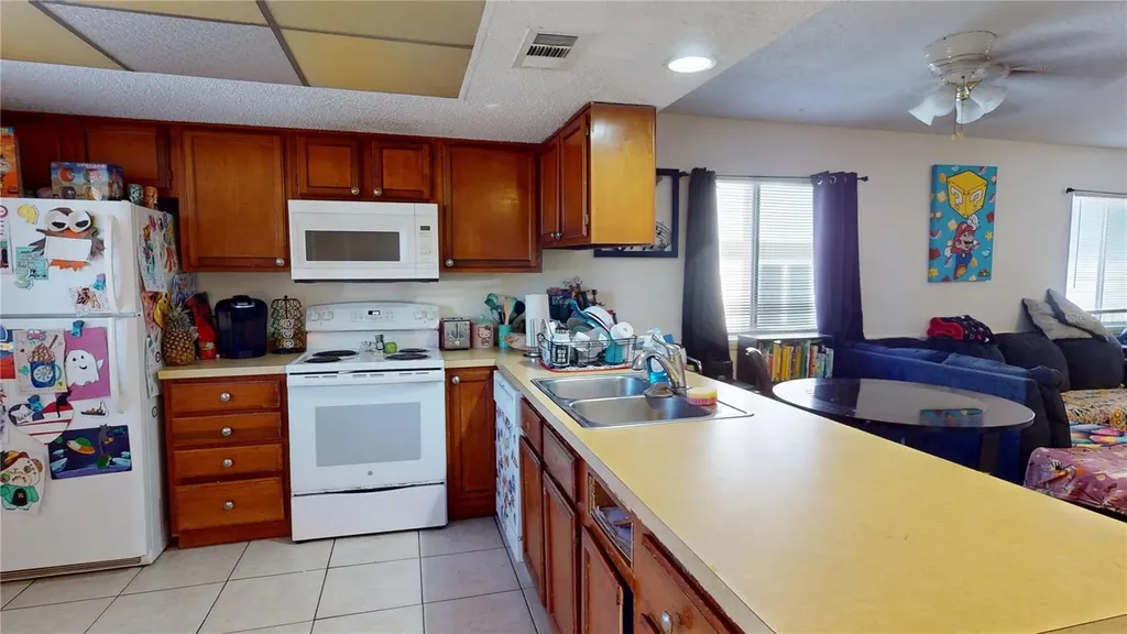 2888 Bancroft Circle E Palm Harbor FL 34683