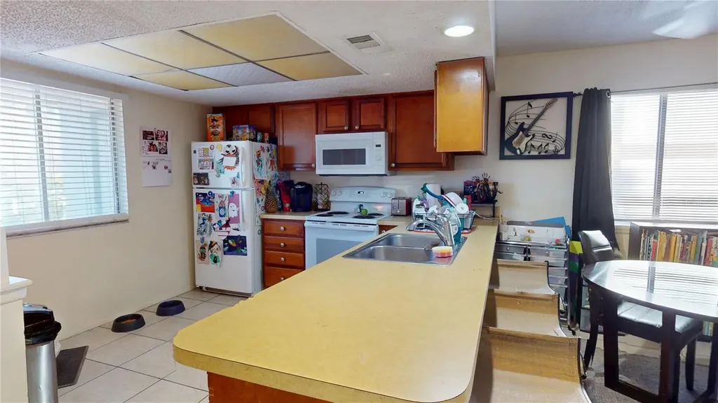 2888 Bancroft Circle E Palm Harbor FL 34683