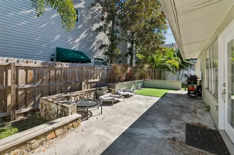 2302 S Arrawana Avenue Tampa FL 33629