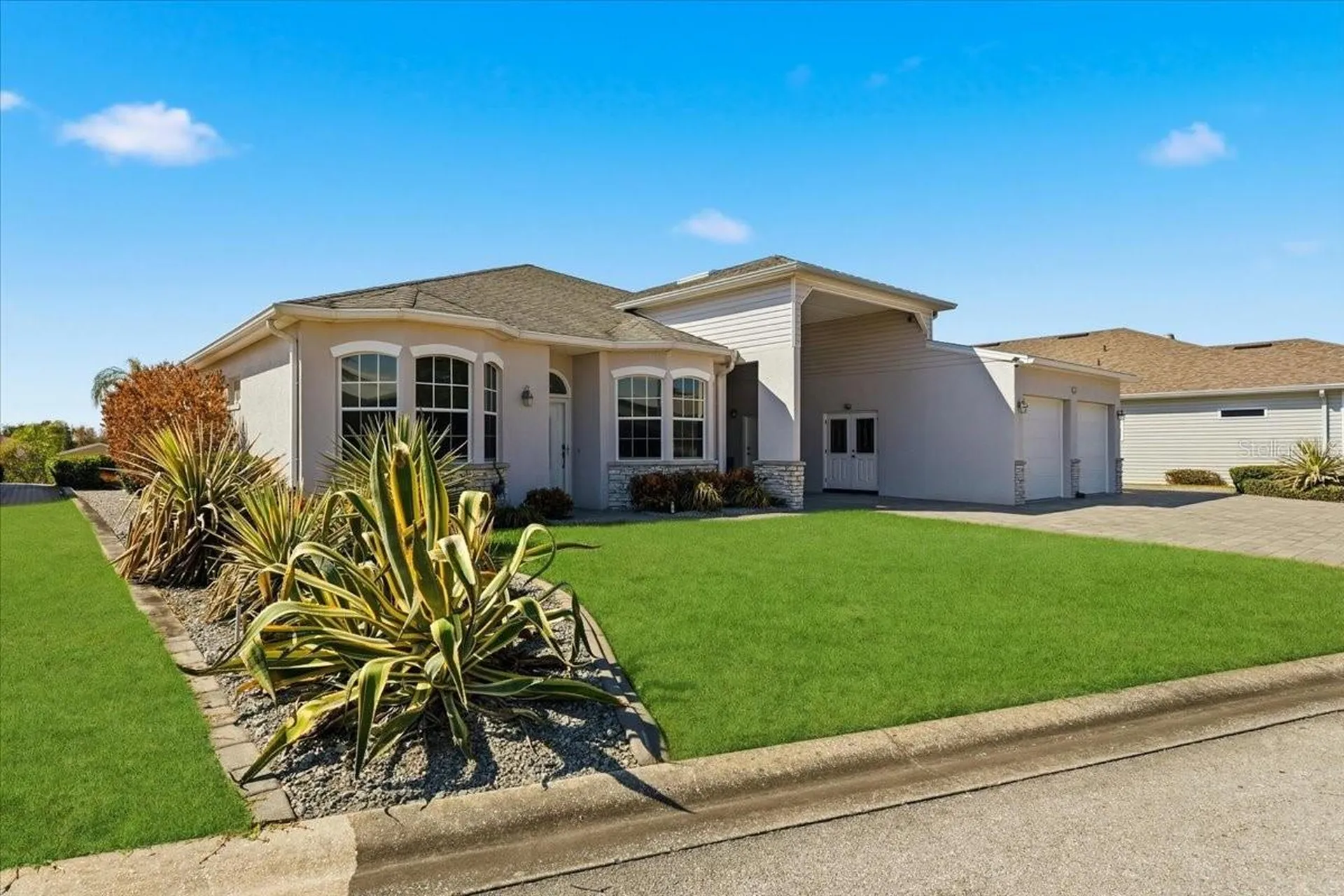 322 Travelers Drive Polk City FL 33868