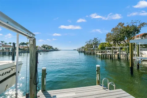 2605 S Beach Drive Tampa FL 33629