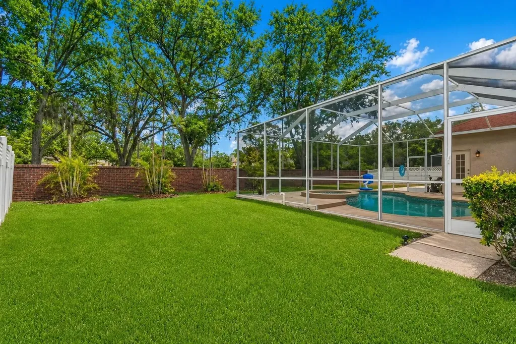 16329 Ashington Park Drive Tampa FL 33647