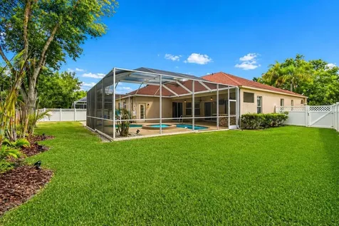 16329 Ashington Park Drive Tampa FL 33647