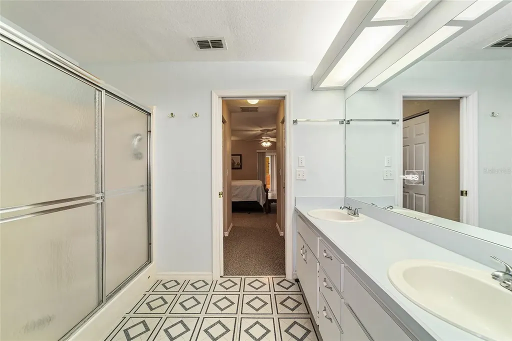 11534 SW 74th Court Ocala FL 34476