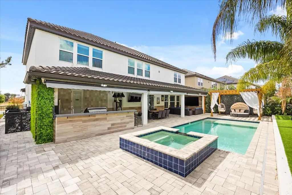 8109 Ludington Circle Orlando FL 32836