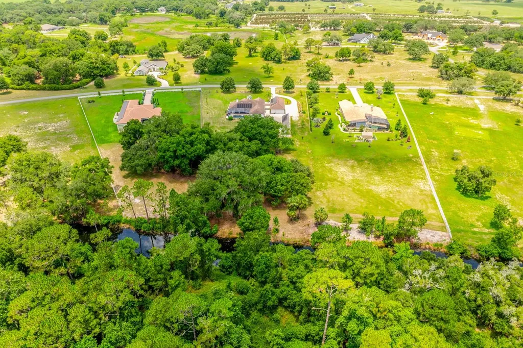 27324 Grand Oak Lane Tavares FL 32778