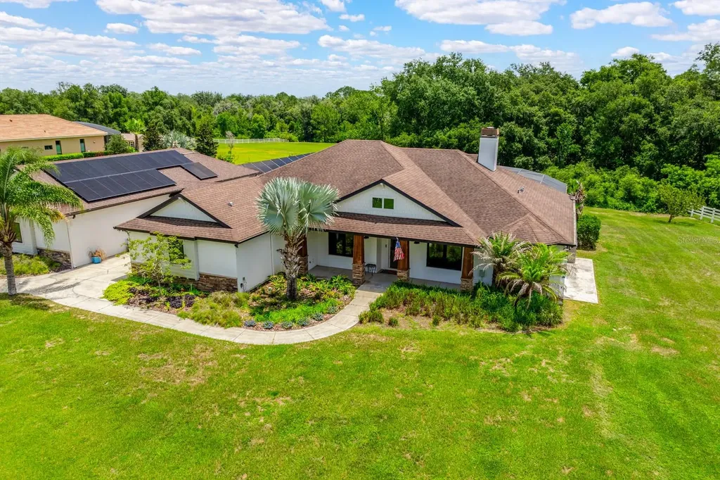 27324 Grand Oak Lane Tavares FL 32778