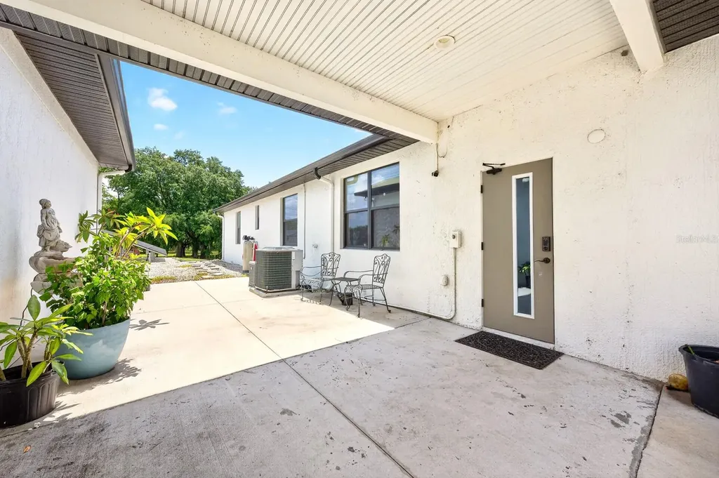 27324 Grand Oak Lane Tavares FL 32778