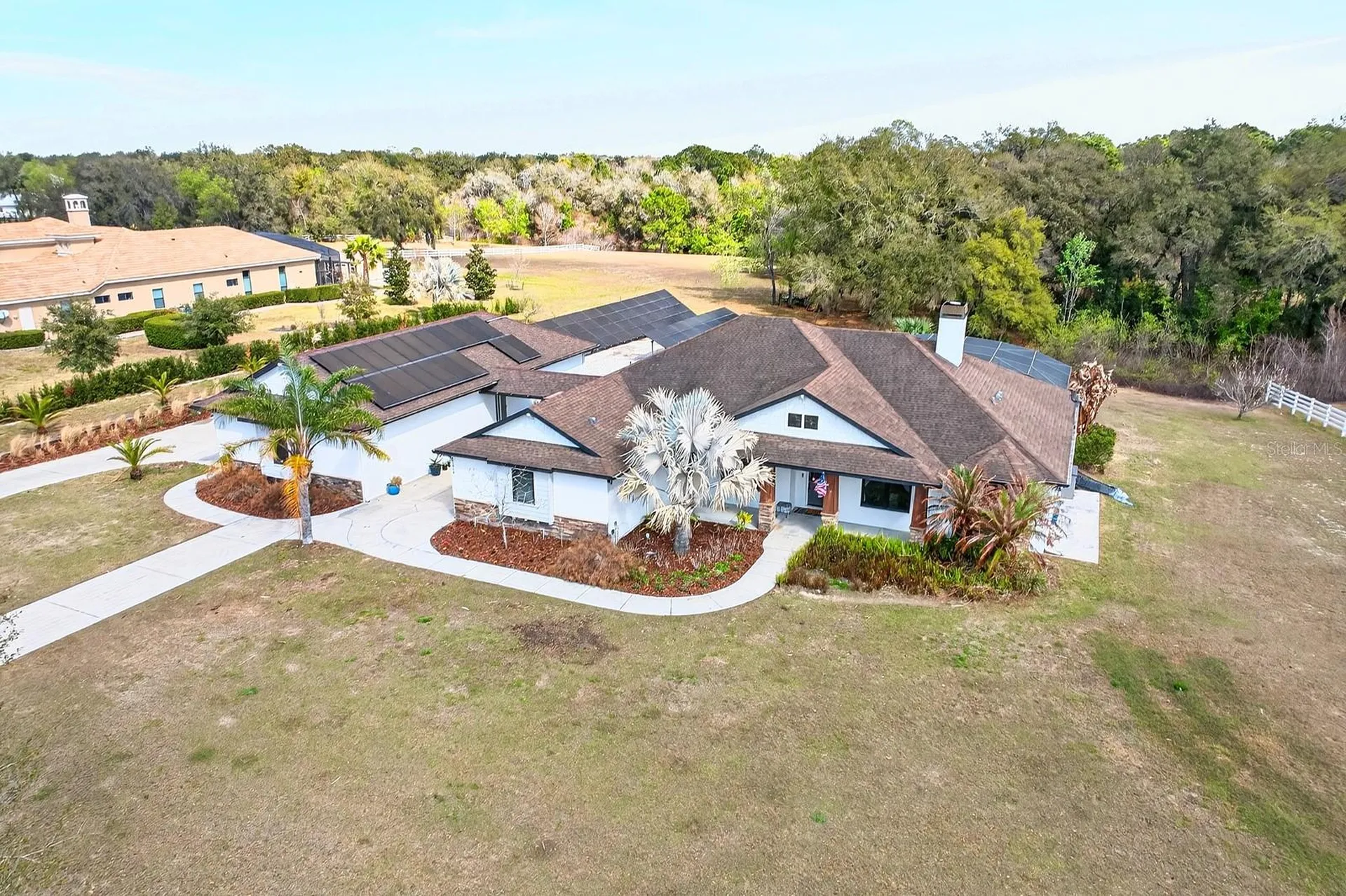27324 Grand Oak Lane Tavares FL 32778