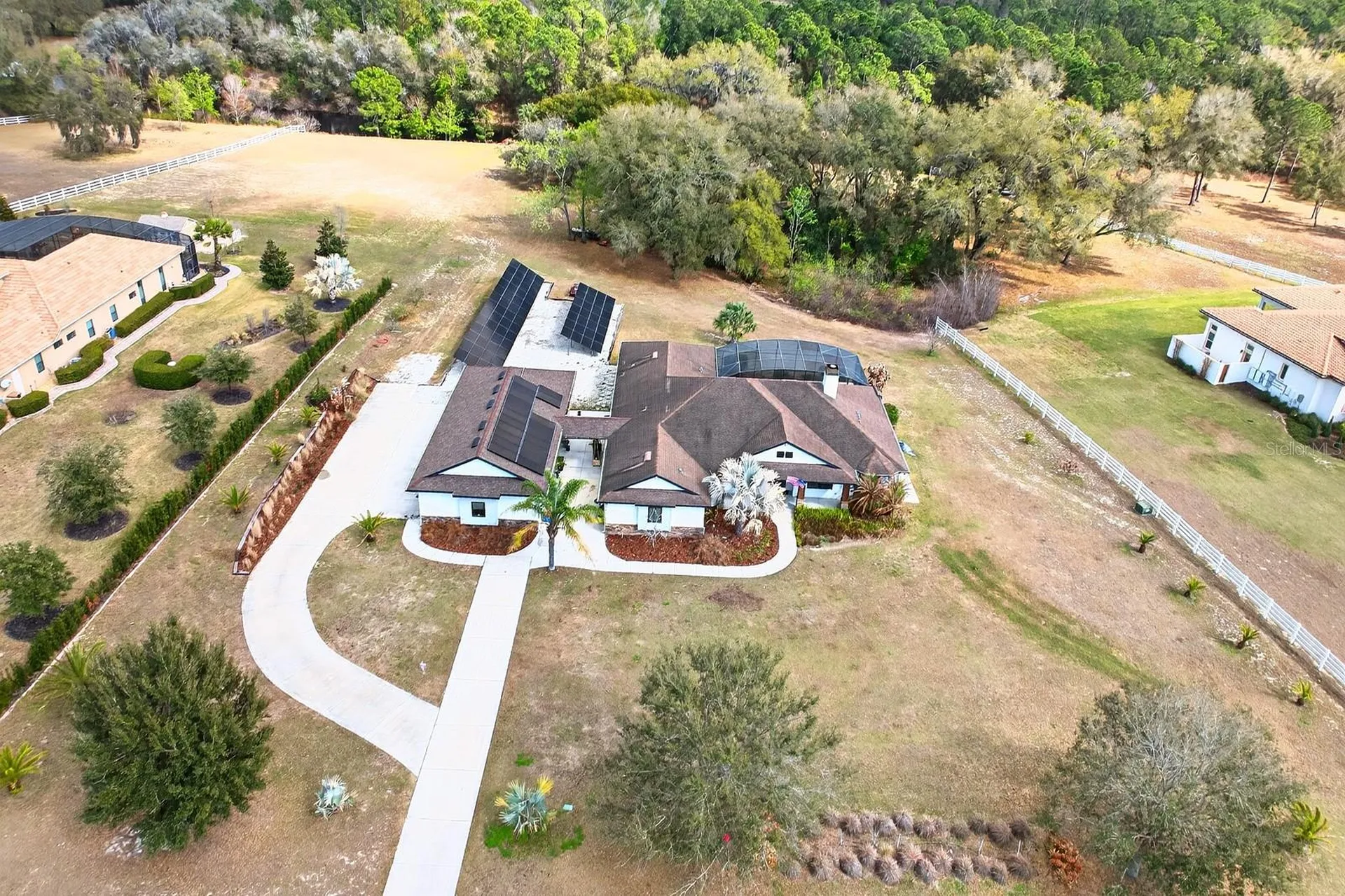 27324 Grand Oak Lane Tavares FL 32778