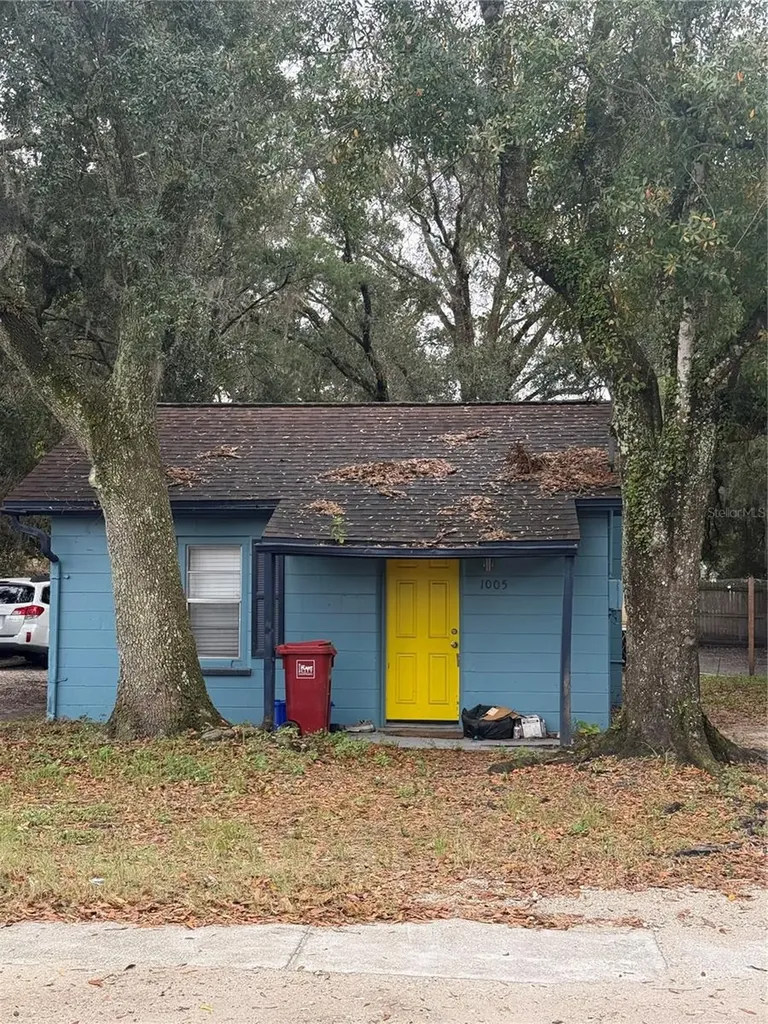 1005 W Washington Street Plant City FL 33563