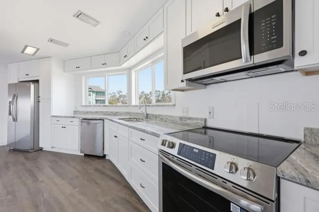 18 4th Street Horseshoe Beach FL 32648