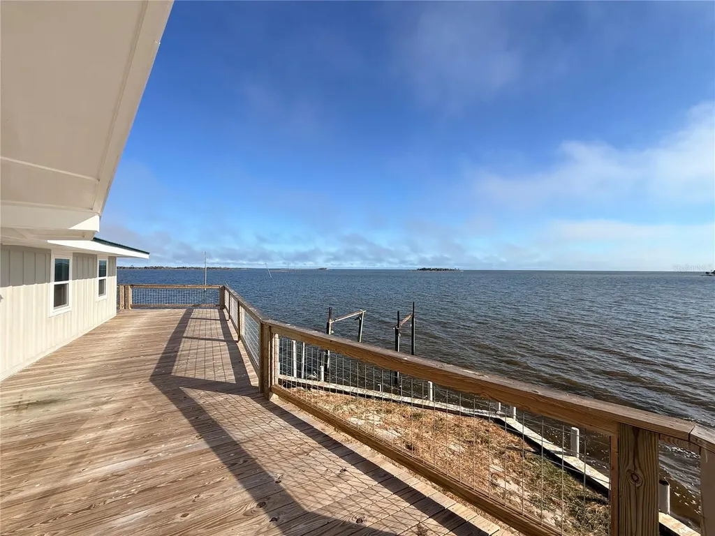 18 4th Street Horseshoe Beach FL 32648