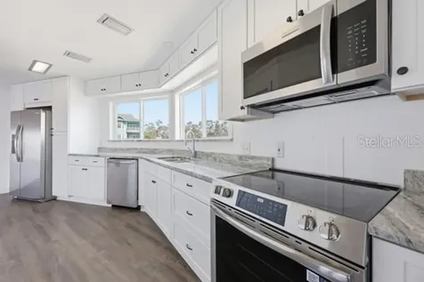 18 4th Street Horseshoe Beach FL 32648