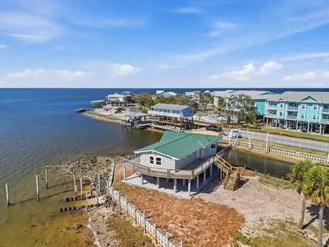 18 4th Street Horseshoe Beach FL 32648