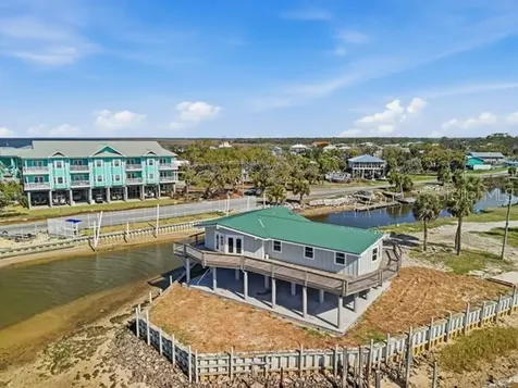 18 4th Street Horseshoe Beach FL 32648