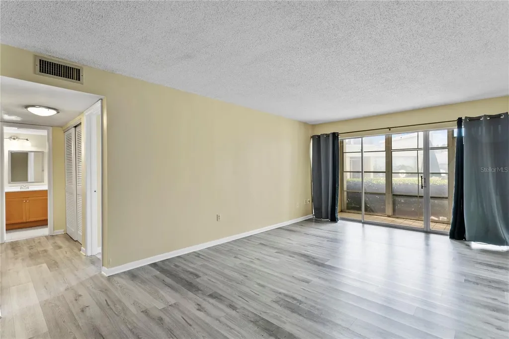 2302 S Manhattan Avenue Tampa FL 33629
