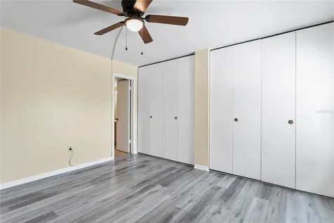 2302 S Manhattan Avenue Tampa FL 33629