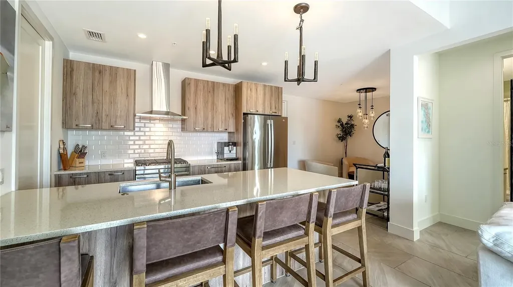 635 S Orange Avenue Sarasota FL 34236